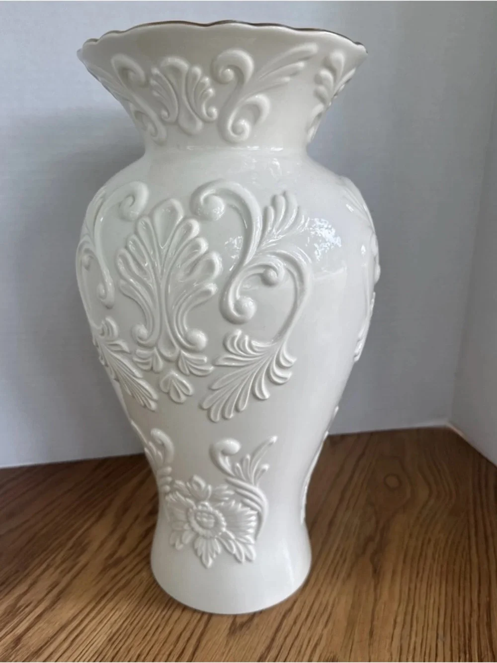 Rare find Lenox 16 inch Georgian  Elegant Embossed Ceramic Vase